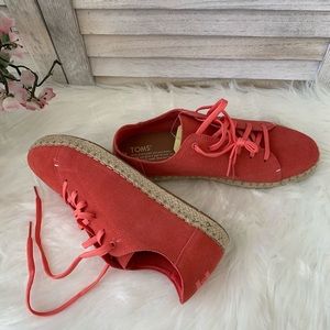 TOMS Lena Suede Sneaker